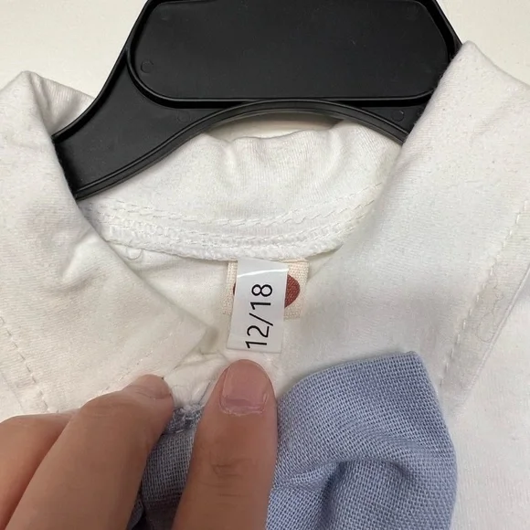 Stylish White and Blue Toddler Outfit sz 12/18M EUC - Picture 6 of 7